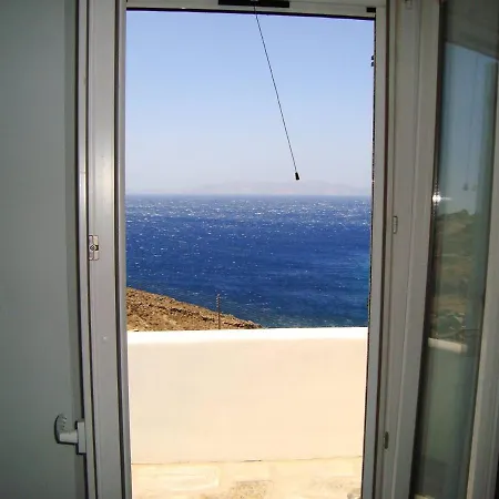 펜션 Aegean Balcony House Tínos