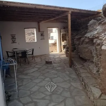 Aegean Balcony House Casa de Férias Tínos